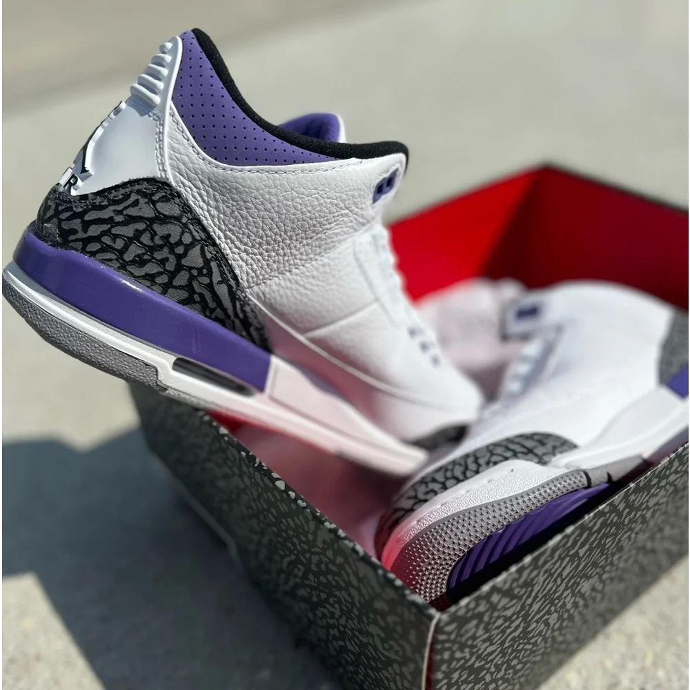 Air Jordan 3 Retro Dark Iris - Picture 4 of 5